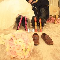 Unik, Pasangan Arab Ini Menikah Pakai Sepatu Roda