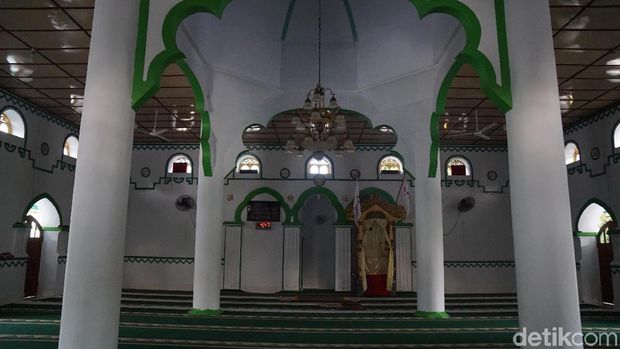 Bentuk ruangan dalam mesjid (Syanti/detikTravel)