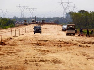 Jokowi Kejar Penyelesaian 213 Km Tol, Begini Kondisinya
