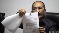 Fredrich pun mengaku belum akan mengambil langkah hukum apa pun. Namun, bila dia telah menerima surat resmi, langkah hukum pasti akan diambil.