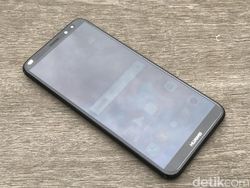 Unboxing Nova 2i, Ponsel 4 Kamera Harga Rp 3 Jutaan