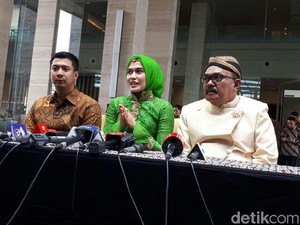 Kakak Calon Menantu Jokowi ke Warga Solo: Maturnuwun Sanget