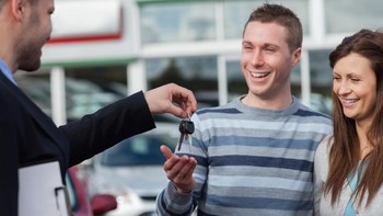 13. Jual Barang: Di posisi berikutnya, orang Indonesia ternyata gemar jual barang dengan persentase 8,12%. Foto: Thinkstock