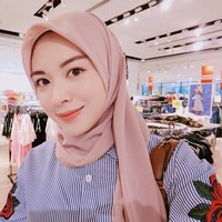 Dalam memilih riasan, Ayana Jihye Moon juga senang tampil flawless. Lihat saja, tanpa riasan tebal pun kulit wajahnya sangat mulus. Foto: Dok. Instagram @xolovelyayana