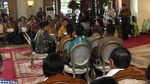 Foto: Ini Basir, Penghulu Pernikahan Kahiyang yang Mengaku Grogi