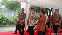 Jokowi sendiri menghadiri geladi bersih pernikahan Kahiyang seusai kunjungan kerjanya di Sragen, Jateng. (Foto: Jordan/detikcom)