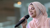 Terry baru saja merilis single Di Persimpangan Dilema. Foto: Muhammad Ridho