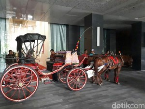 Simulasi Kirab Pernikahan Kahiyang Digelar Lagi, 4 Kereta Kuda Bersiap