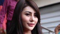 Ini Widuri model yang melapor ke polisi soal katalog alexis. Ia merasa dirugikan karena wajahnya ada di dalam katalog tersebut. Foto: Widuri (Hanif/detikHOT)