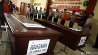 Tim DVI Mabes Polri berhasil mengidentifikasi jenazah korban kebakaran pabrik petasan PT Panca Buana Cahaya di Kosambi, Tanggerang beberapa waktu yang lalu.