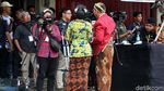 Cantiknya Jurnalis TV Liputan Pernikahan Kahiyang-Bobby Pakai Kebaya