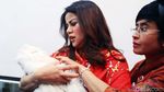 Kebahagiaan Olla Ramlan dan Aufar Punya Anak Lagi