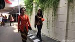 Sibuknya Selvi Menantu Jokowi di Akad Nikah Kahiyang-Bobby