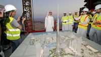 Proyek calon menara tertinggi di dunia itu sudah dimulai sejak pertengahan 2013 ini memang berjalan lambat. Saat ini proses pembangunannya baru mencapai 20% dari target. Istimewa/Kingdom Holding.