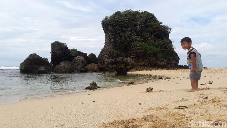 Gelar Malang Beach Festival Pemkab Malang Target 6 Juta