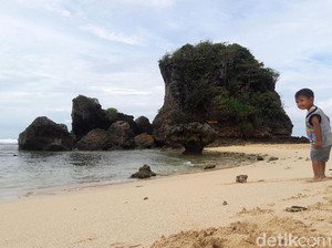 Gelar Malang Beach Festival, Pemkab Malang Target 6 Juta Wisatawan