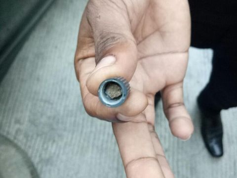 Viral, Pentil Ban Diganjal Pakai Batu, Jadi Modus Kejahatan Baru?