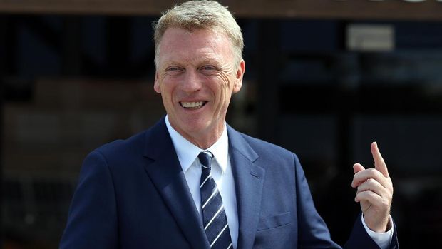 David Moyes mendapat tekanan besar saat datang ke Manchester United.