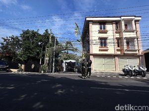 Foto: Suasana Kediaman Jokowi Jelang Prosesi Bleketepe Kahiyang