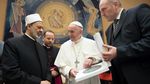 Foto: Begini Pertemuan Imam Besar Al-Azhar dan Paus Fransiskus