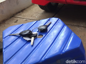 Kunci Tertinggal dalam Mobil, Jangan Panik dan Ikuti Cara Ini