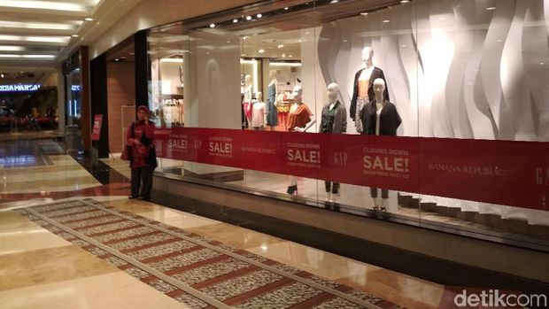 Tutup Toko di Pondok Indah, GAP Gelar Diskon Hingga 70%