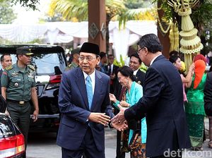 Foto: Tokoh-tokoh Nasional yang Kondangan Kahiyang-Bobby