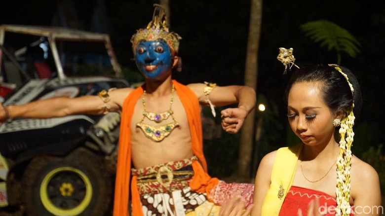 Tari Lengger Tapeng (Shinta/detikTravel) Tari Lengger Tapeng (Shinta/detikTravel)