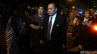 Gubernur BI Agus Martowardojo juga menjadi salah satu yang datang di resepsi malam.