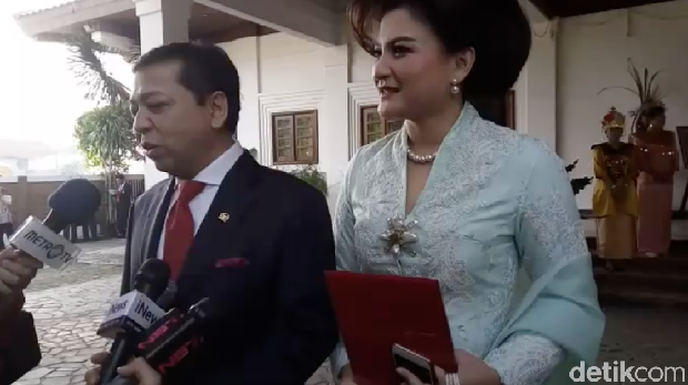 Novanto dan istri di lokasi pernikahan Kahiyang-Bobby.