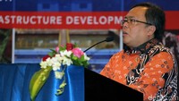 Pemerintah mendorong penuh peran swasta baik nasional maupun luar negeri melaui skema Pembiayaan Investasi Non Anggaran Pemerintah (PINA) dan Public Private Partnership (PPP) untuk mempercepat pembangunan infrastruktur dan meningkatkan Foreign Direct Investment untuk mendorong pertumbuhan ekonomi nasional.