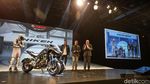 Valentino Rossi Kencan dengan Yamaha Niken