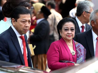Foto: Interaksi Novanto dan Megawati di Pernikahan Kahiyang-Bobby