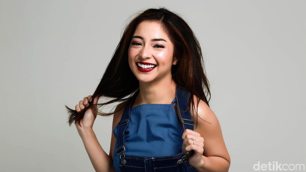 Tonton! Video Pengalaman Nikita Willy Keluar dari Zona Nyaman