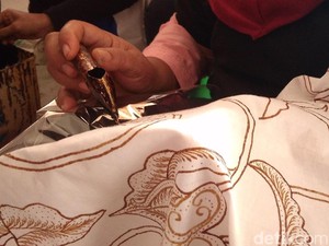Batik Hingga Wayang Golek RI Diminati di Ekuador