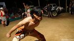 Foto: Tarian Kesurupan Mistis dari Kulonprogo