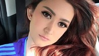 Banyak yang menyebutnya awet muda dan tetap terlihat cantik. (Dok. Instagram/nafaurbach)