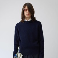 Acne Studio, pullover. Foto: Dok. Acne Studio