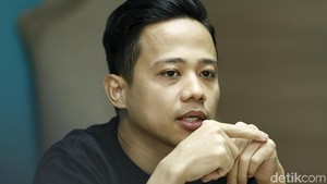 Muhadkly Acho bukan cuma bikin ngakak, tapi juga jago bikin film box office sebagai sutradara dan penulis. Foto: Muhammad Ridho