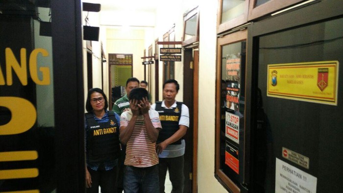 Aksinya Ketahuan Istri Korban, Pencuri HP ini Diringkus