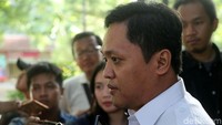 Pemberhentian sebagai kader menurut Habiburokhman memiliki konsekusensi yakni otomatis berhenti sebagai pengurus partai serta berhenti dari posisi anggota dewan.