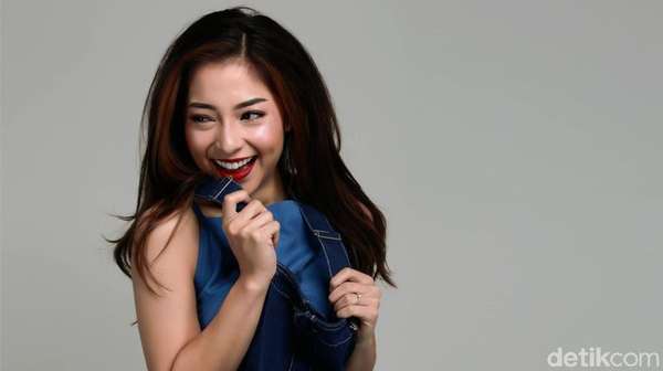 Nikita Willy Centil Banget Sih! Nikita Willy Centil Banget Sih!