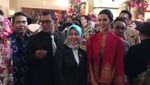 Merah Menyala Raisa di Resepsi Pernikahan Putri Jokowi