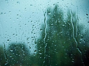 Hujan Lebat Berpotensi Turun Jelang Natal-Tahun Baru, Ini Lokasinya