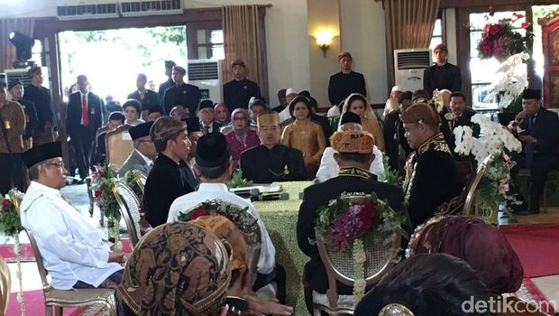 Prosesi ijab kabul Kahiyang-Bobby