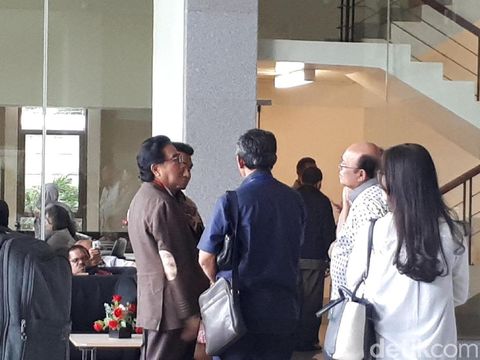 Gamawan dan Hotma Sitompul Diperiksa KPK terkait Kasus e-KTP