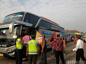 Dari Boyolali Ribuan Relawan Jokowi Berangkat ke Nikahan Kahiyang