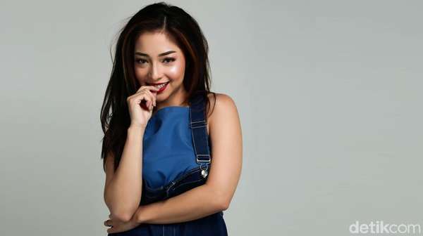 Nikita Willy Centil Banget Sih! Nikita Willy Centil Banget Sih!