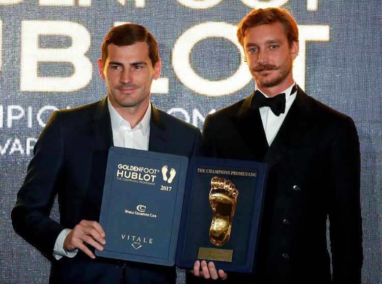 Penghargaan Golden Foot untuk Casillas