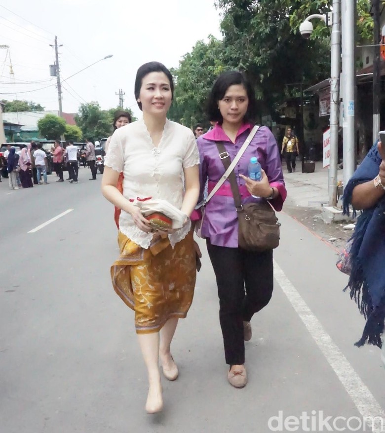 Akrabnya Istri Ahok-Istri Djarot di Pernikahan Putri Jokowi
